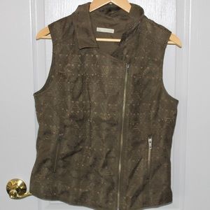 OLIVE GREEN ZIPPER VEST